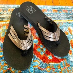 Reef Black/Gold Flip Flops